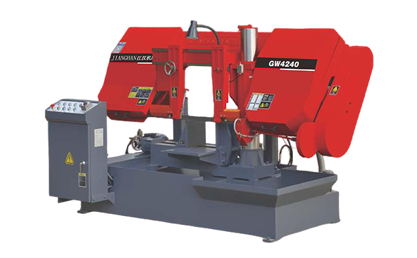 老新镇GW4240双柱卧式带锯床